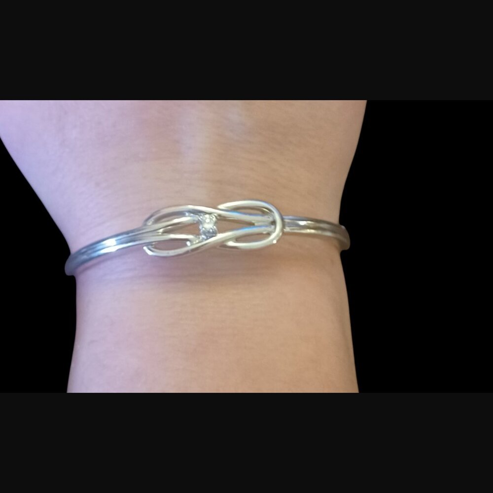 Louis J Meyer 925 Sterling 3.7mm Diamond Love Knot Size 7 Bangle Bracelet